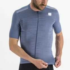 Supergiara Jersey Blue Sea -Fiveten Verkäufe 74806fb9b094a77bcc9d8dd03556ab128ebf66dd8b955f253aa7b0caa7bfa729