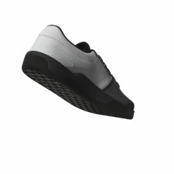 FIVETEN Freerider Pro Grey Five/ftwr White/halo Blue -Fiveten Verkäufe f1e78d8610a6e9494a96fcabac868092222e60117c4faf8ca352baefcbe2f426