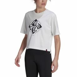 FIVETEN Cropped Graphic T-Shirt White 30 FIVETEN Cropped Graphic T-Shirt White -Fiveten Verkäufe hb0049 4 apparel on model front view white