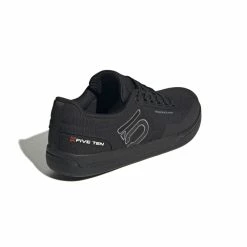 FIVETEN Freerider Pro Canva CBLACK/GRETHR/CWHITE 44 2/3 -Fiveten Verkäufe hq2110 7 footwear photography back lateral top view white