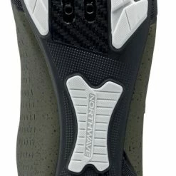 Titelseite -Fiveten Verkäufe rebel3 80222012 96 2